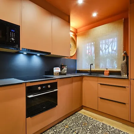 El Samburu - Disfruta De Africa A Pie De Playa - Grupo Querbes * Gijón